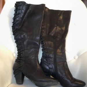 🚨 SOLD- Knee High Boots, Size 8